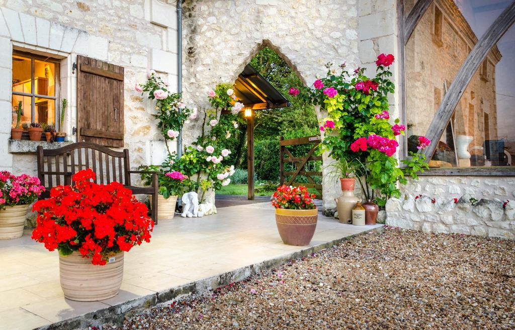 Gites Arches De Muschamp Cussay Extérieur photo